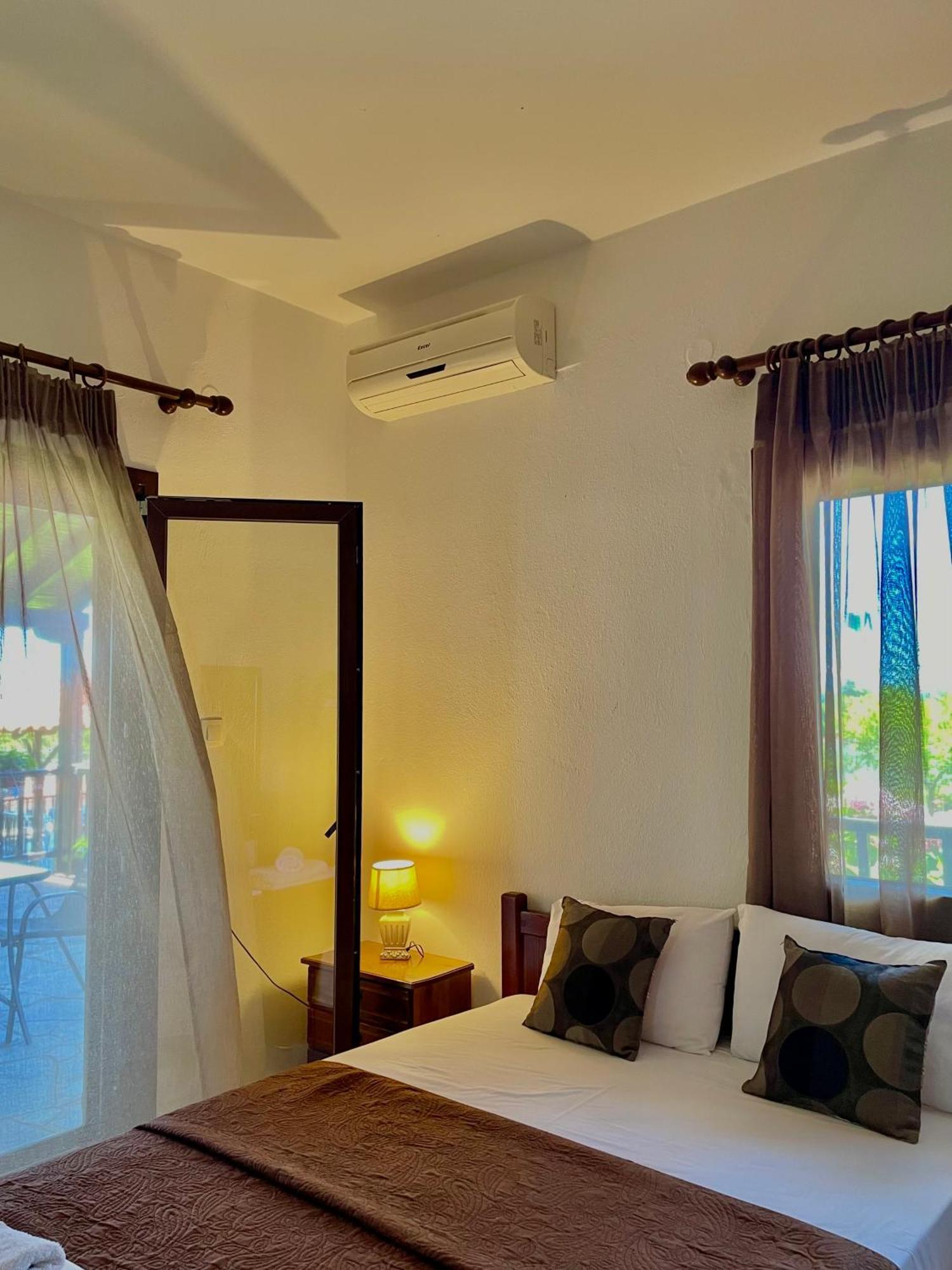 וורוורו Anna Dani Apartments מראה חיצוני תמונה