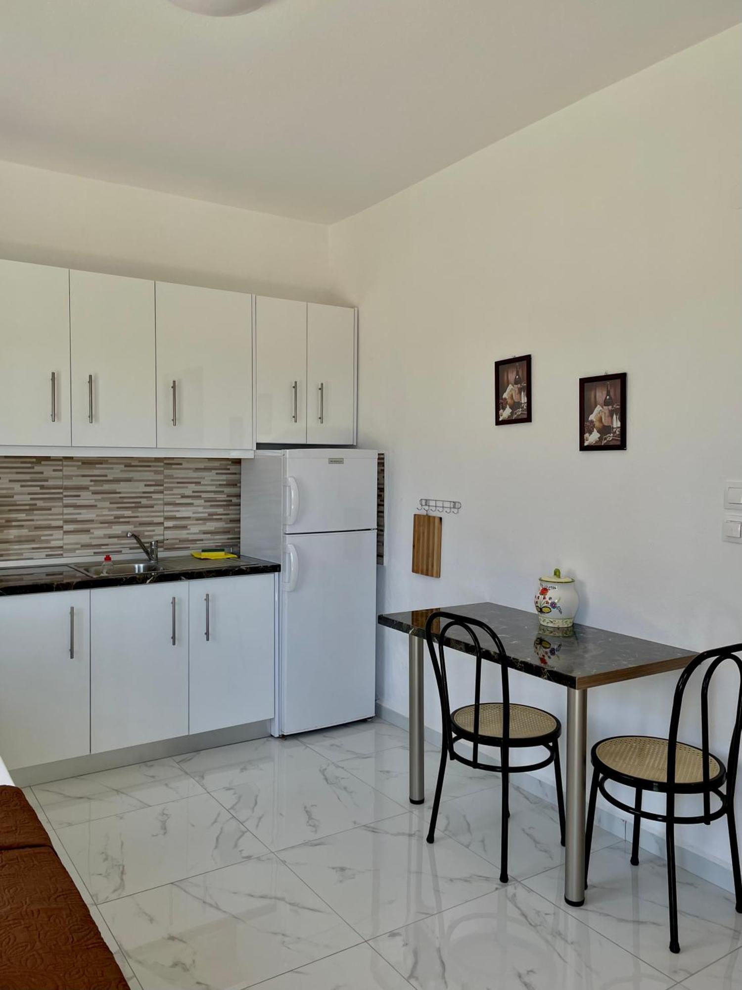וורוורו Anna Dani Apartments מראה חיצוני תמונה