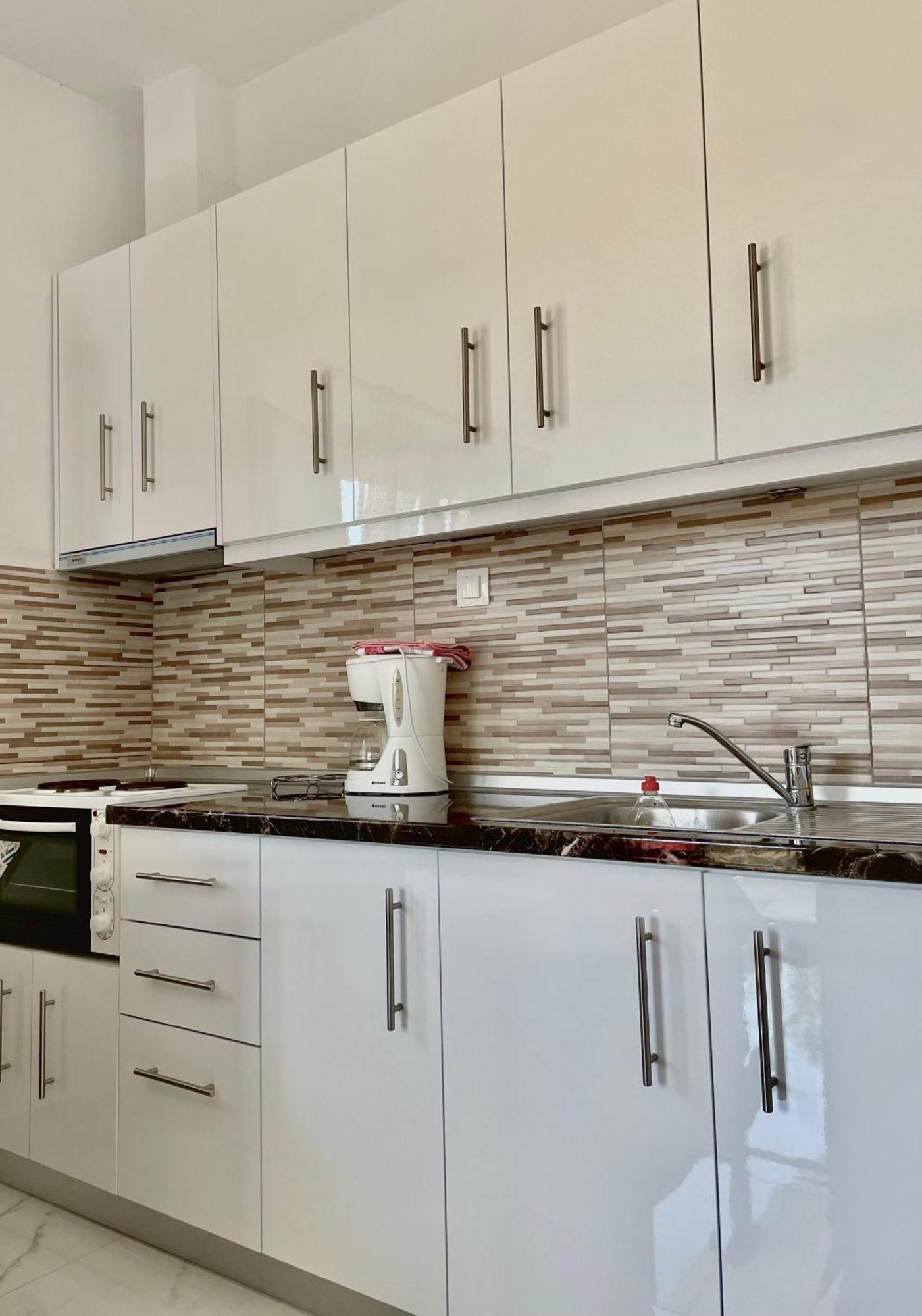 וורוורו Anna Dani Apartments מראה חיצוני תמונה