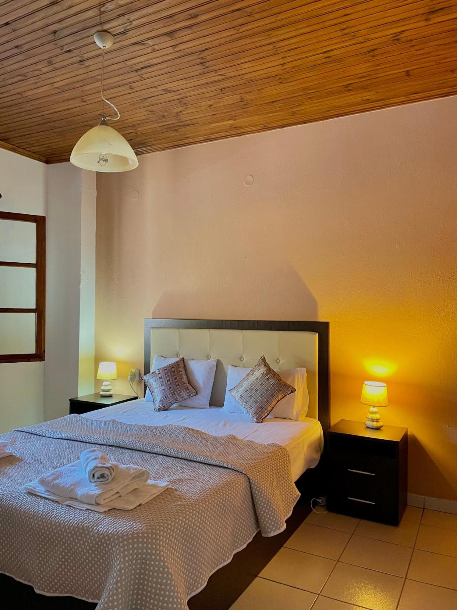 וורוורו Anna Dani Apartments מראה חיצוני תמונה